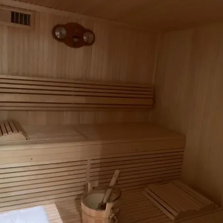 Appartamento Av Foch Luxury Parigi